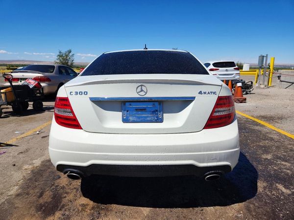 2012 MERCEDES-BENZ C