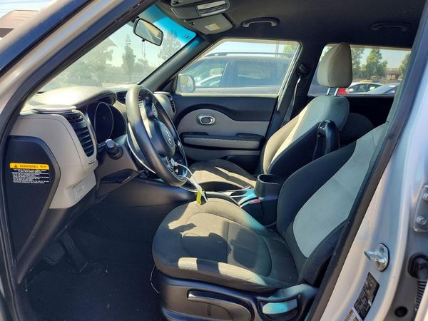 2016 KIA SOUL Plus — DENT