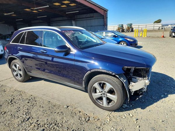 2019 MERCEDES-BENZ GLC GLC 300-4M