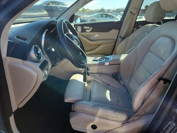 2019 MERCEDES-BENZ GLC GLC 300-4M