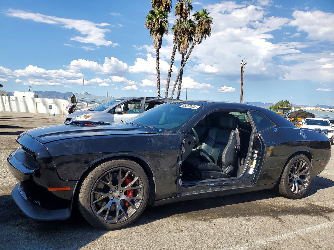 2016 DODGE CHALLENGER SRT 392