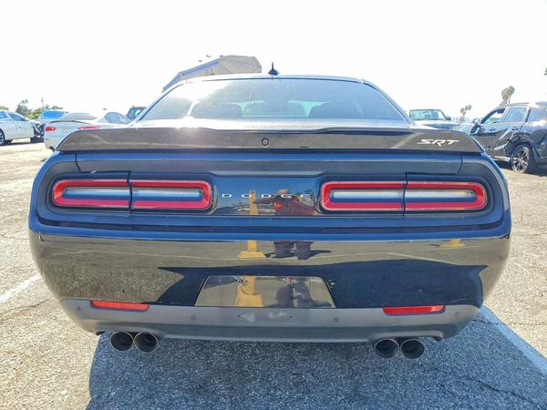 2016 DODGE CHALLENGER SRT 392