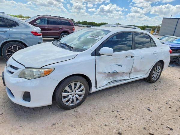 2012 TOYOTA COROLLA