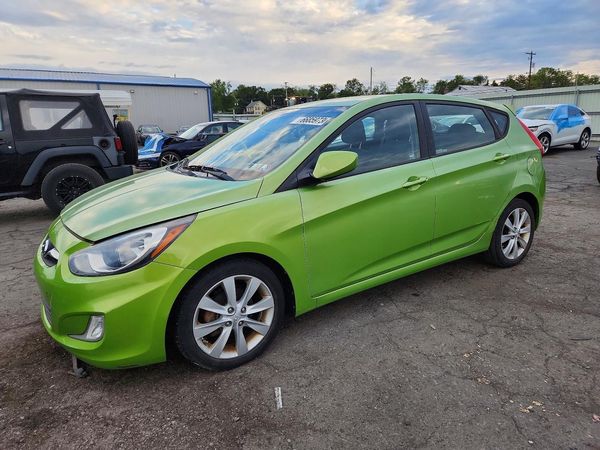 2012 HYUNDAI ACCENT GLS (Middle grade)