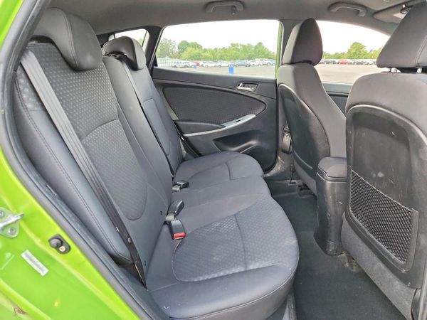 2012 HYUNDAI ACCENT GLS (Middle grade)
