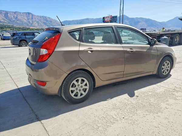 2012 HYUNDAI ACCENT GL (Middle-low grade)