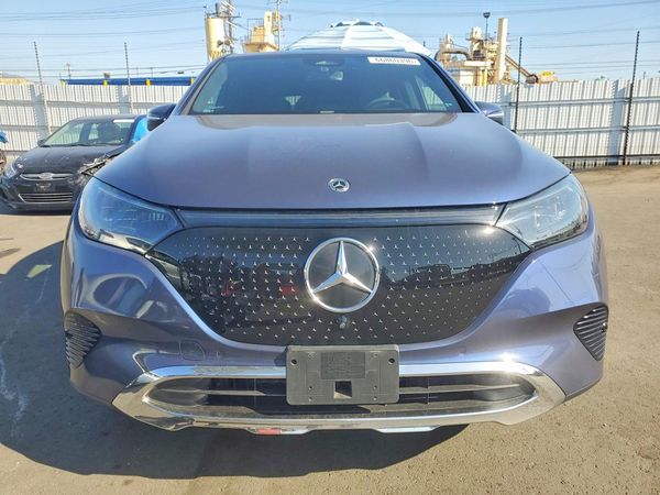 2024 MERCEDES-BENZ EQE SUV