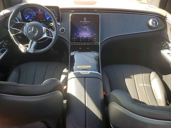 2024 MERCEDES-BENZ EQE SUV