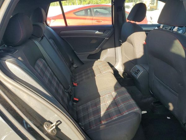 2019 VOLKSWAGEN GTI