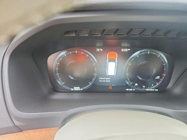 2022 VOLVO XC90 Momentum (excl S60) — ODOM