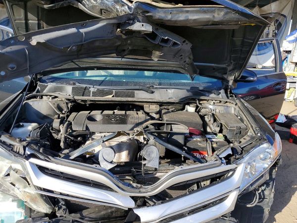 2015 TOYOTA VENZA XLE
