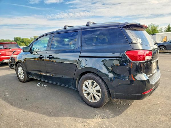 2016 KIA SEDONA LX - Middle-low