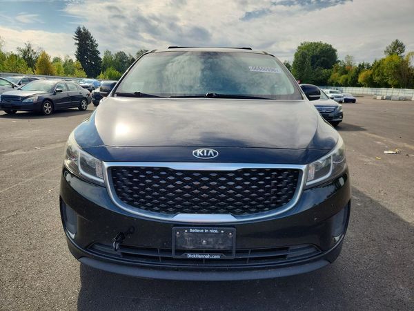 2016 KIA SEDONA LX - Middle-low