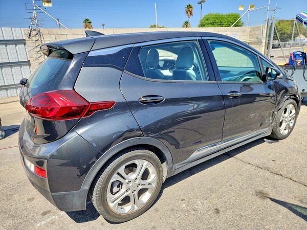 2017 CHEVROLET BOLT LT
