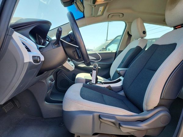 2017 CHEVROLET BOLT LT