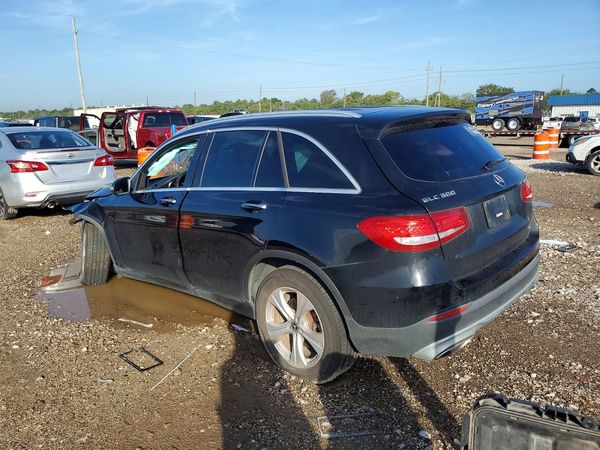 2018 MERCEDES-BENZ GLC-CLASS GLC300 — DSRA
