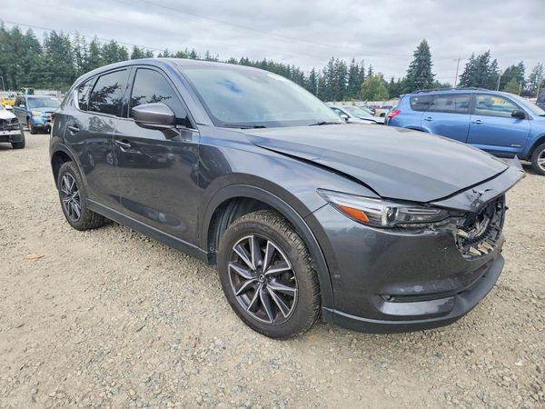 2017 MAZDA CX-5 Grand Touring — Passenger 3/4