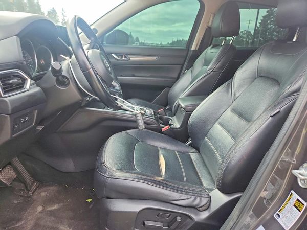 2017 MAZDA CX-5 Grand Touring — DENT