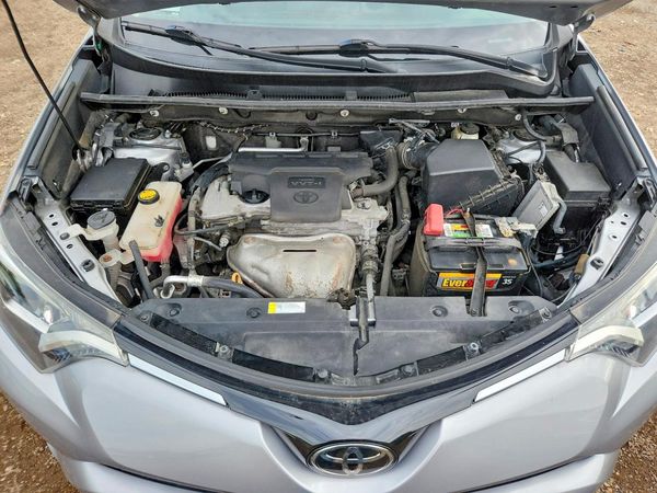 2018 TOYOTA RAV4 LE