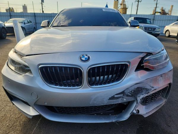 2016 BMW M235I