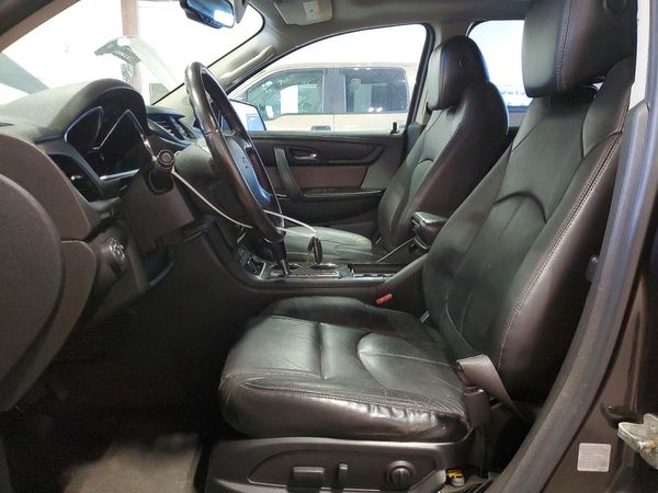 2017 CHEVROLET TRAVERSE 2LT