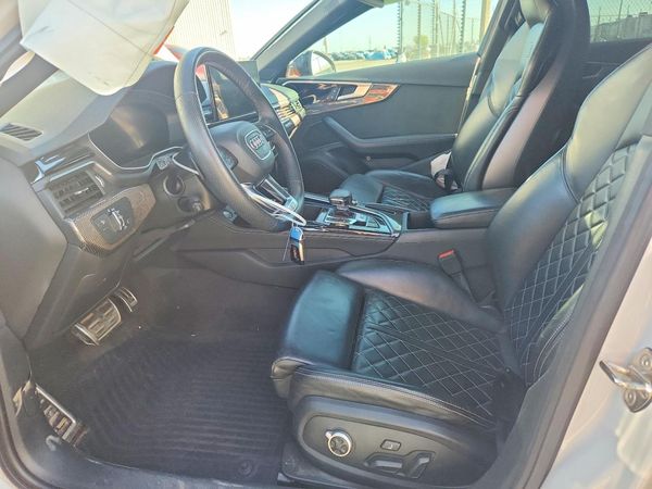 2021 AUDI S4 — DENT