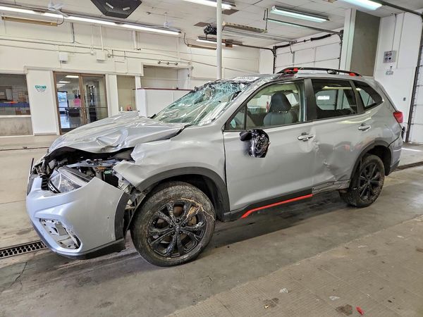 2021 SUBARU FORESTER Sport — Front 3/4