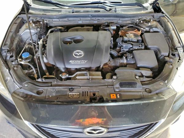 2016 MAZDA 3 Grand Touring/GT — Engine bay