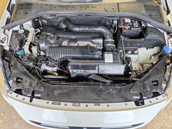 2013 VOLVO S60