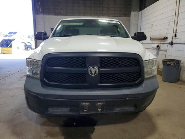 2016 RAM 1500 ST QUAD CAB 4X4