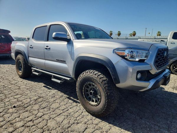 2021 TOYOTA TACOMA SR5