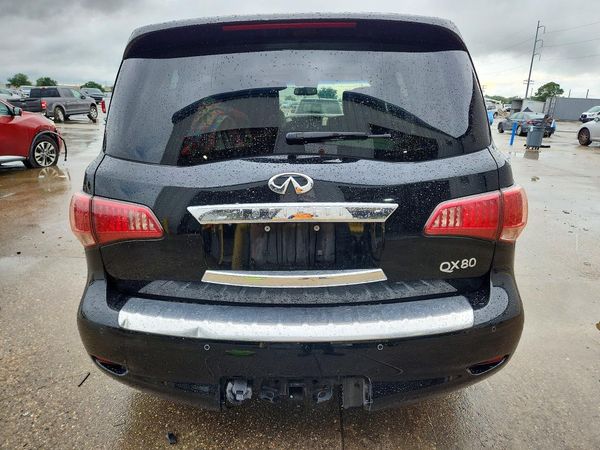 2017 INFINITI QX80