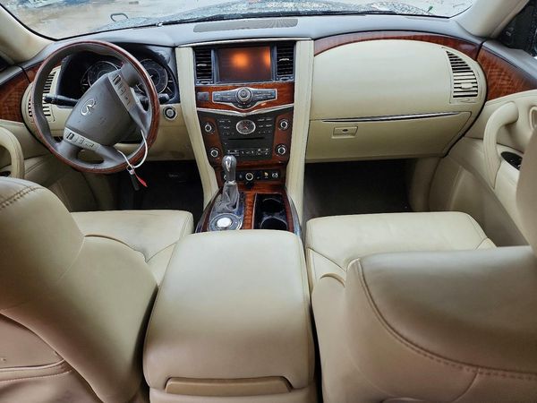 2017 INFINITI QX80