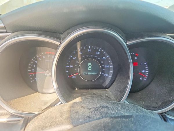 2014 KIA OPTIMA 2.4 LX STD/Conv