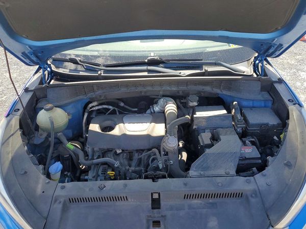 2018 HYUNDAI TUCSON — Engine bay