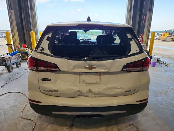 2022 CHEVROLET EQUINOX LT (1LT)