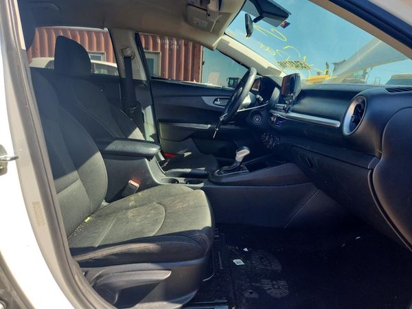 2021 KIA FORTE FE, LXS