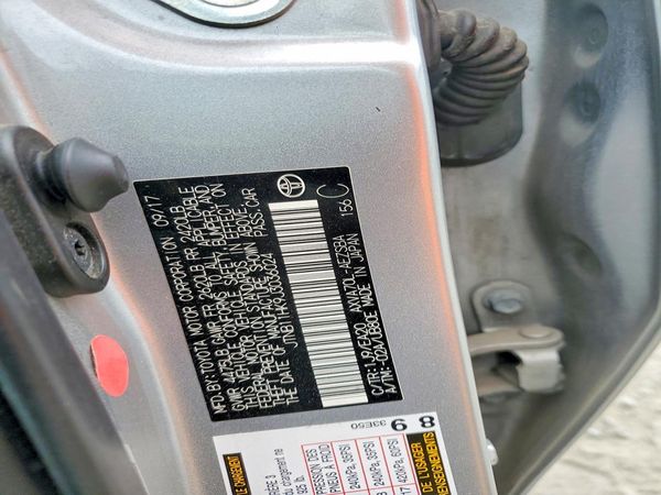 2018 TOYOTA CAMRY LE/SE/XLE/XSE — VINS