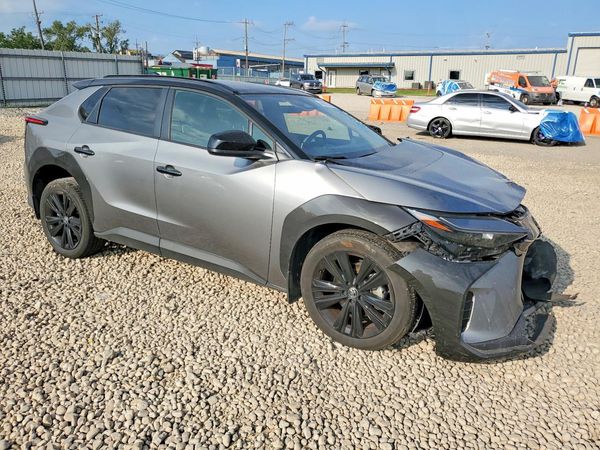 2025 TOYOTA BZ4X