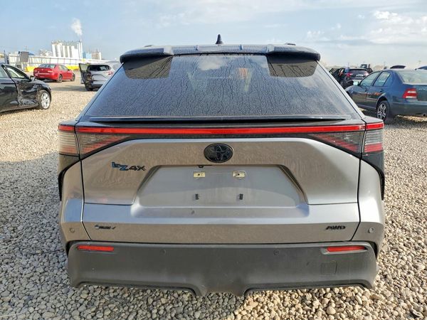 2025 TOYOTA BZ4X