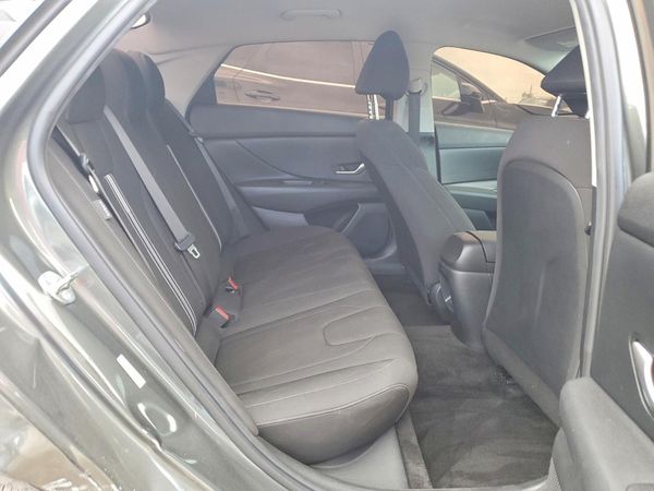 2024 HYUNDAI ELANTRA