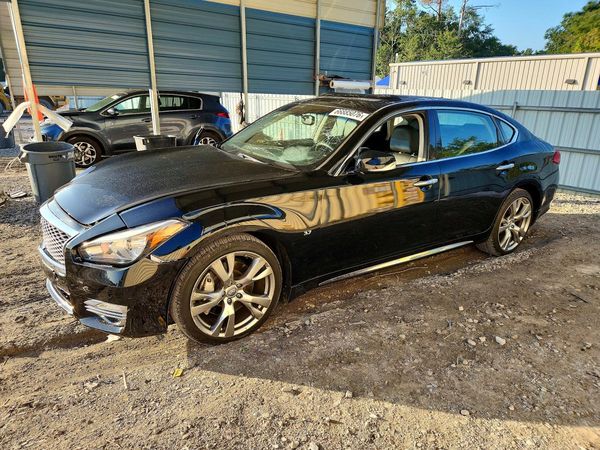 2016 INFINITI Q70L