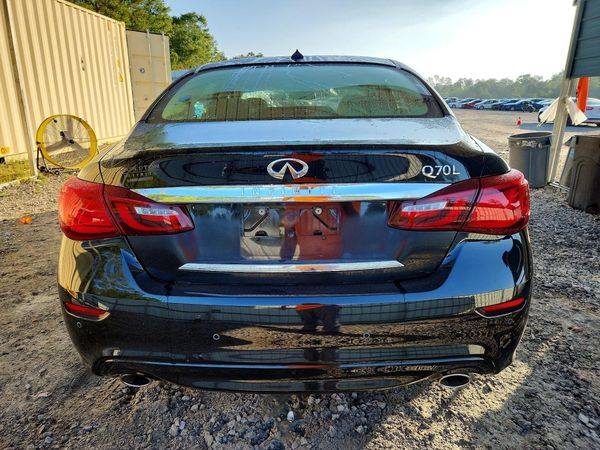 2016 INFINITI Q70L
