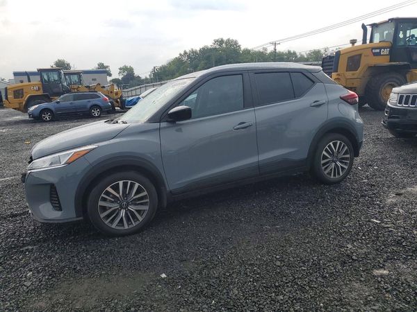 2022 NISSAN KICKS