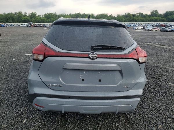 2022 NISSAN KICKS