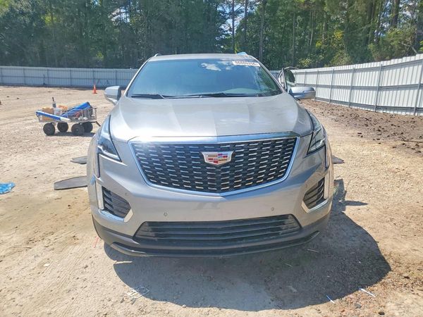 2025 CADILLAC XT5
