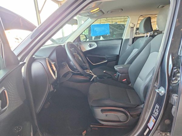 2021 KIA SOUL LX, S, X-Line