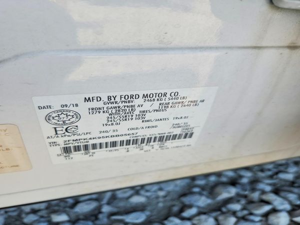2019 FORD EDGE Titanium