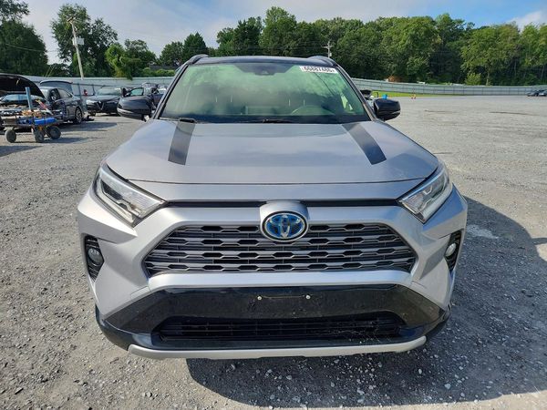 2021 TOYOTA RAV4 XSE HV