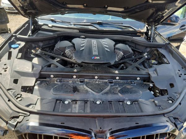 2020 BMW X5 X5 M — Engine bay